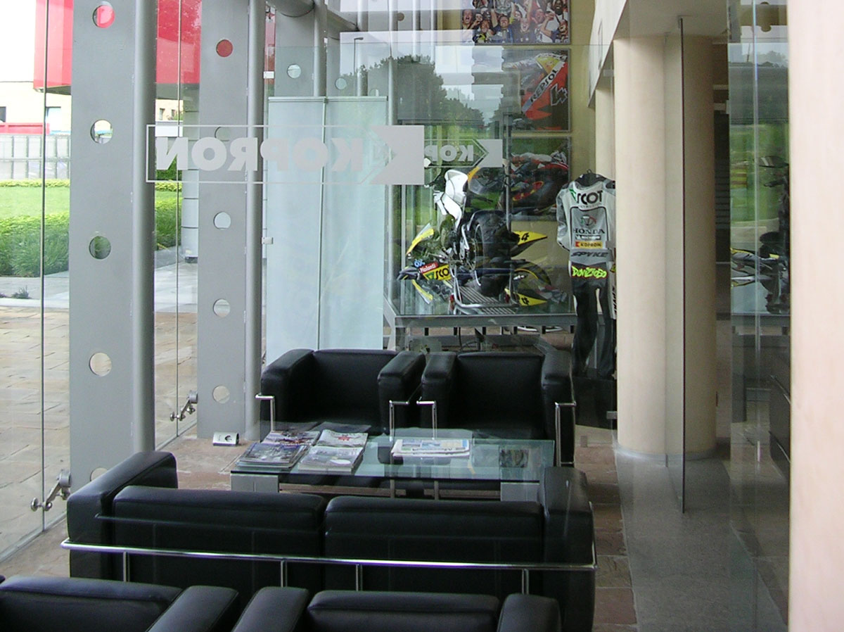 M&M ARCHITETTURA KOPRON headquarter